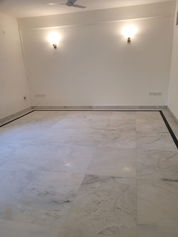 4 BHK + Pooja Room,Servant Room,Study Room,Extra Room Builder Floor For Rent in Mishra Property 