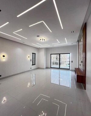 Kitchen in 3 BHK Builder Floor at Sector 35 – for Sale