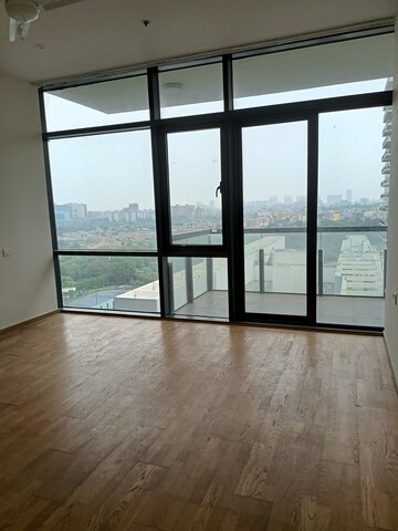 Room in 3 BHK Apartment at Ireo The Grand Arch, Sector 58 – for Rent