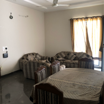 Living Room in 2 BHK Builder Floor at Aerocity – for Rent
