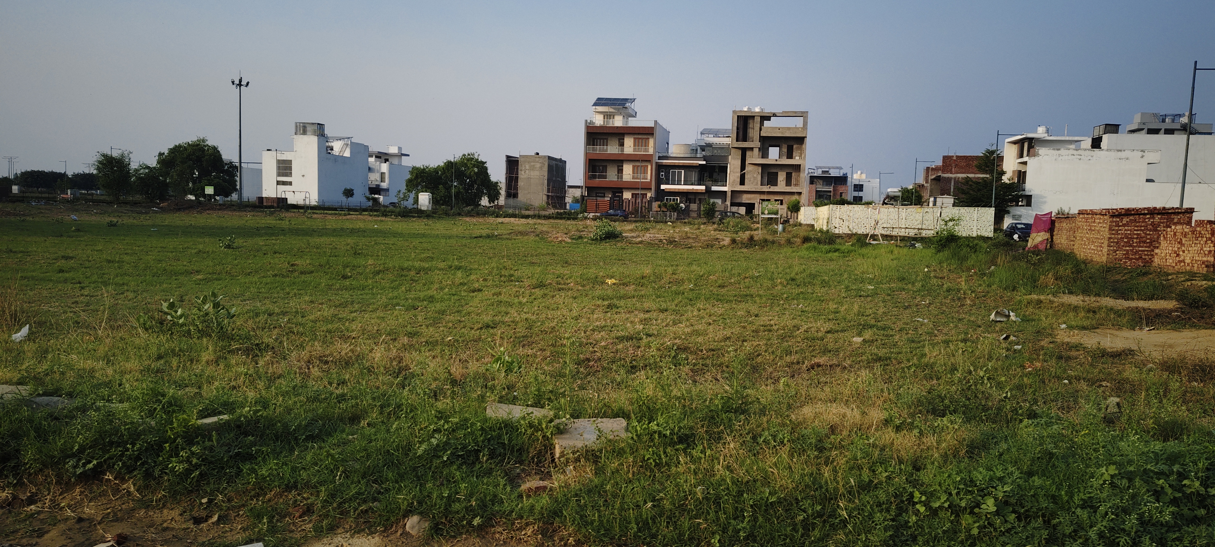 Plot For Sale in Kingwood Enclave