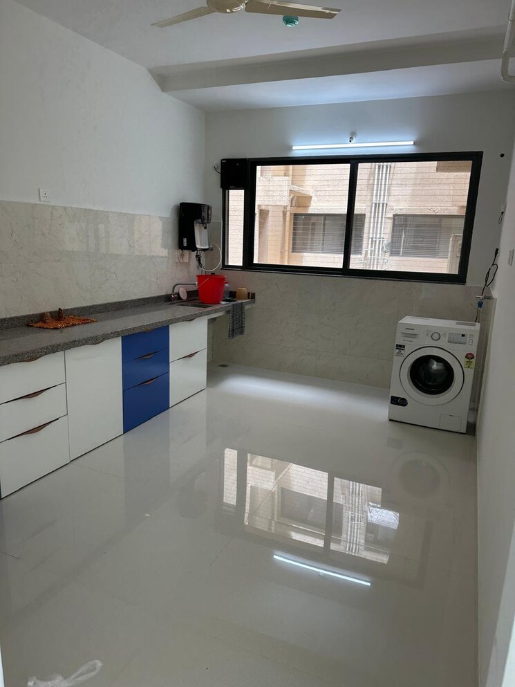 Kitchen, kumar-palmsprings 3 Bedroom 1600 Sq.Ft. Apartment In Undri Pune 8882411