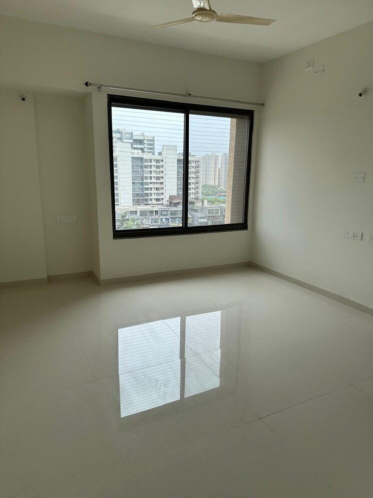 Master Bedroom, kumar-palmsprings 3 Bedroom 1600 Sq.Ft. Apartment In Undri Pune 8882411