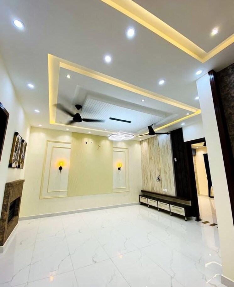 Master Bedroom, sector 32 3 Bedroom 2385 Sq.Ft. Builder Floor In Sector 32 Faridabad 8882396
