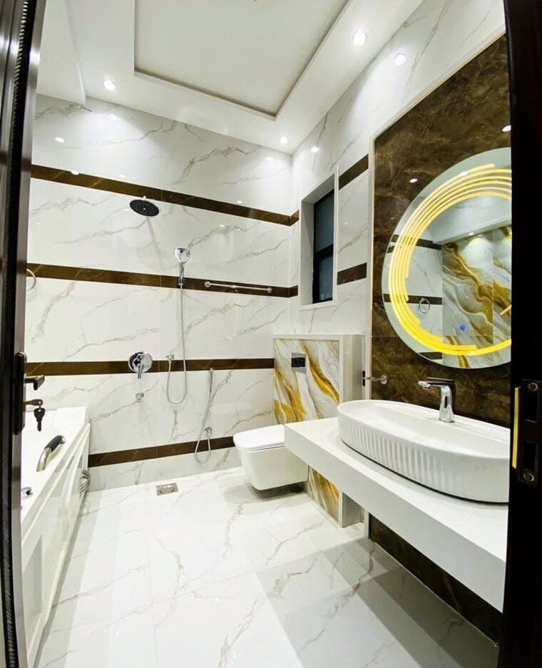 Balcony, sector 32 3 Bedroom 2385 Sq.Ft. Builder Floor In Sector 32 Faridabad 8882396