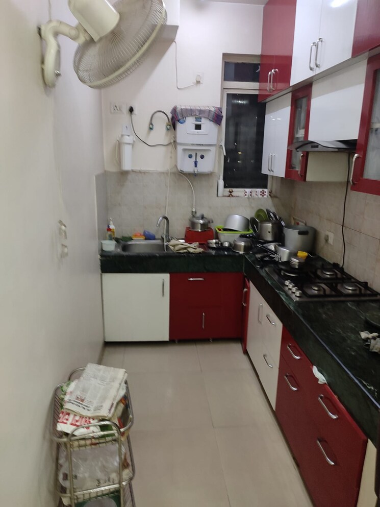 Kitchen, puri-pratham 3 Bedroom 1400 Sq.Ft. Apartment In Sector 84 Faridabad 8882350