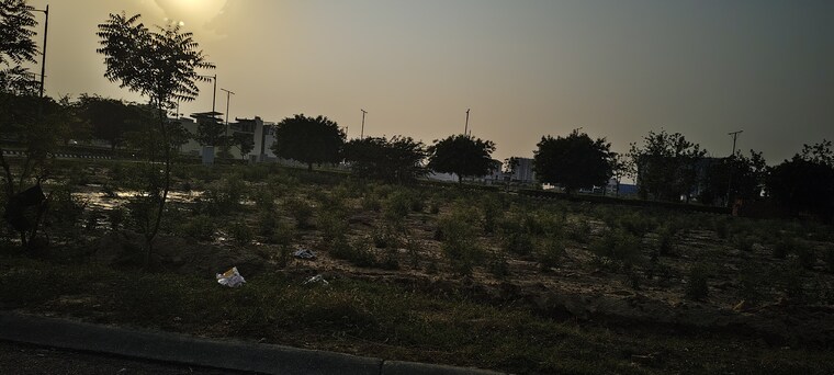 undefined, pinewood-enclave  200 Sq.Mt. Plot In Wave City Ghaziabad 8882403