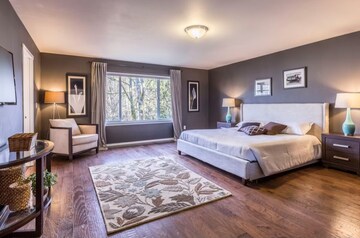 Bedroom in 3 BHK Apartment at Central Park Flower Valley Aqua Front Towers, Sohna Sector 33 – for Rent
