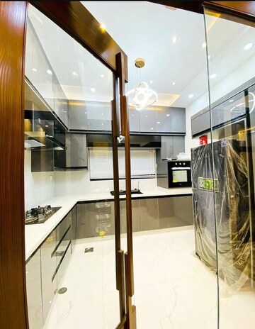 Kitchen in 2 BHK Builder Floor at Sector 38 – for Rent