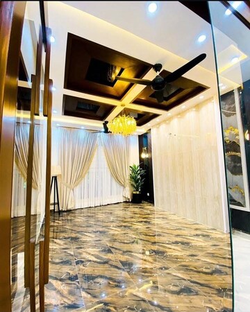 2 BHK Builder Floor For Rent in Sector 38