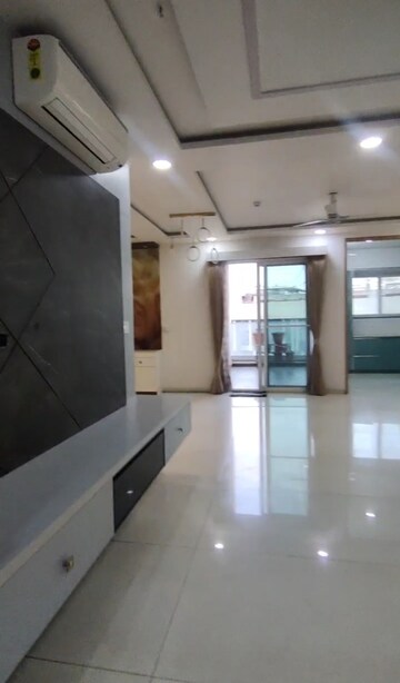 Living Room in 3 BHK Apartment at Madhapur – for Rent