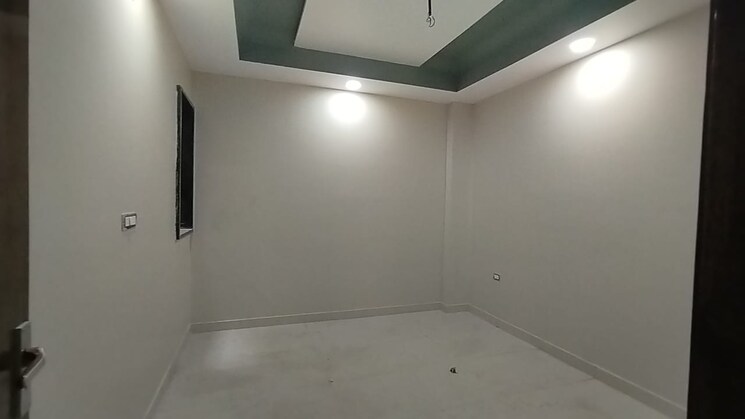 Room, burari 3.5 Bedroom 900 Sq.Ft. Builder Floor In Burari Delhi 8882455
