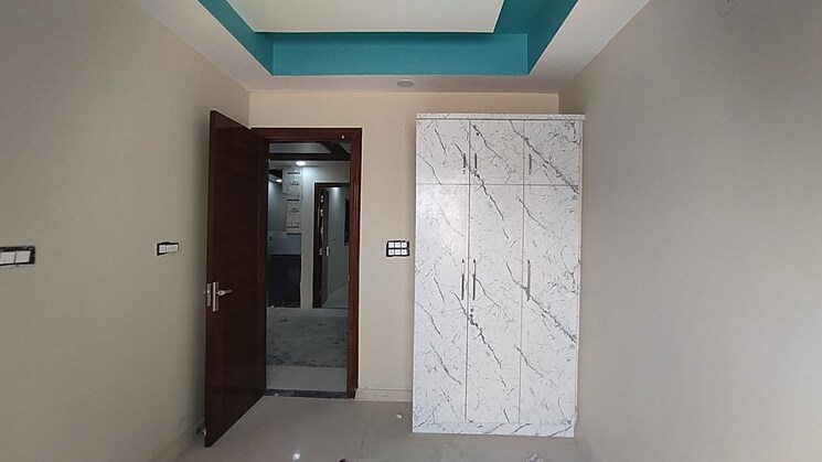 Room, burari 3.5 Bedroom 900 Sq.Ft. Builder Floor In Burari Delhi 8882455
