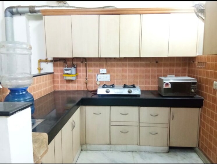 Kitchen, east of kailash 2.5 Bedroom 950 Sq.Ft. Builder Floor In East Of Kailash Delhi 8882474
