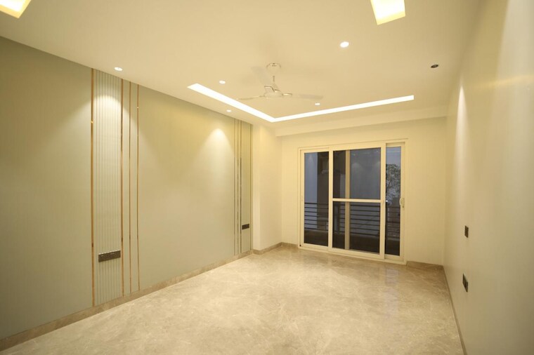 Room, sector 49 4 Bedroom 2000 Sq.Ft. Builder Floor In Sector 49 Gurgaon 8882507