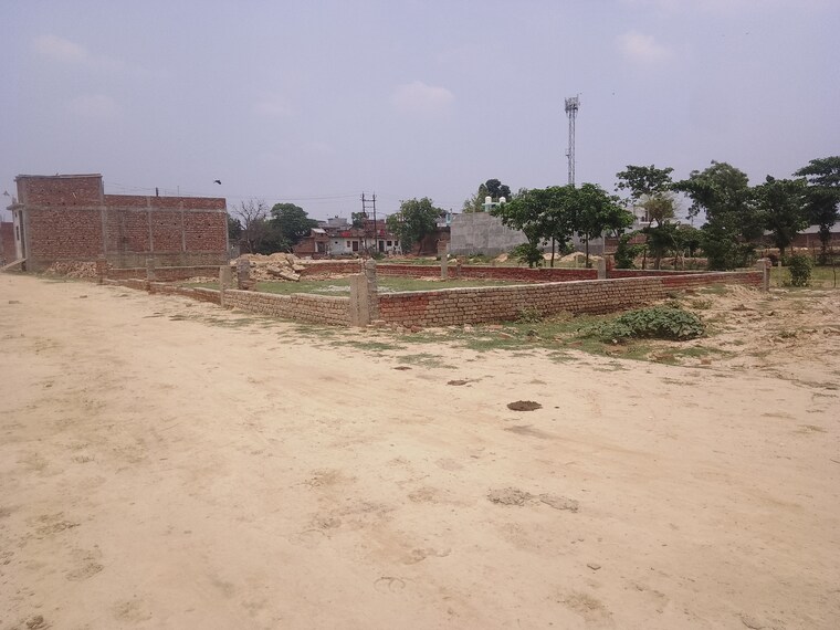 undefined, nh 24  1000 Sq.Yd. Plot In Nh 24 Gorakhpur 8882508