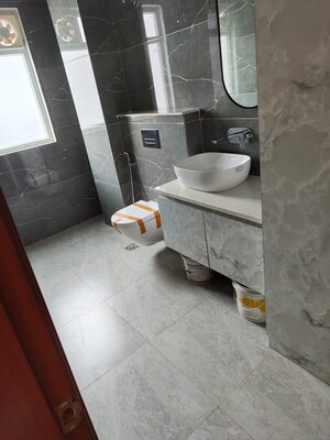 Master Bedroom in 3 BHK Builder Floor at Amolik Aster Woods, Sector 98 – for Sale