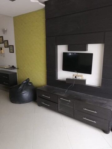 Living Room in 2 BHK Apartment at Raheja Sherwood, Goregaon East – for Rent