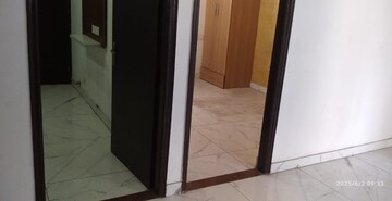 Building Lobby in 3 BHK Builder Floor at Pir Machalla – for Rent