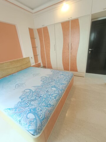 Bedroom in 3 BHK Apartment at Ekta Heritage Apartment, Khar West – for Rent
