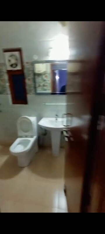 Master Bedroom in 2 BHK Apartment at Kendriya Vihar Noida, Sector 51 – for Rent