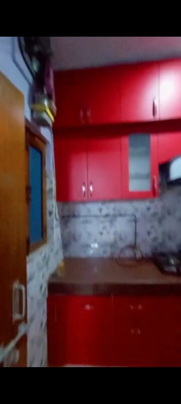 Furnished Amenities in 2 BHK Apartment at Kendriya Vihar Noida, Sector 51 – for Rent
