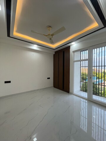 Room in 1 BHK Apartment at Palm Residency Chhatarpur, Chattarpur – for Rent