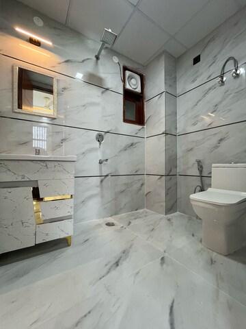 Bathroom in 1 BHK Apartment at Palm Residency Chhatarpur, Chattarpur – for Rent