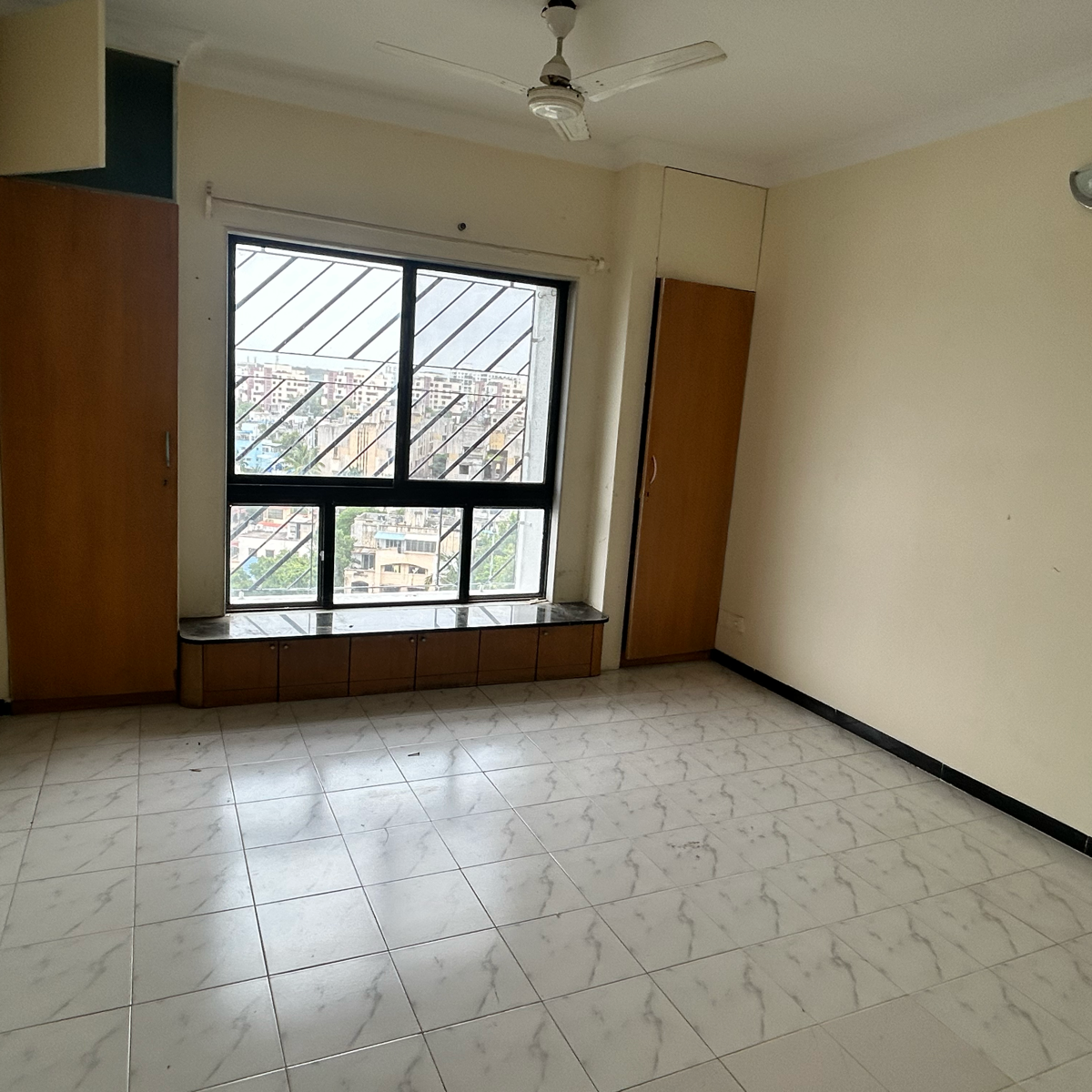 3 BHK Penthouse For Sale in Clover Village