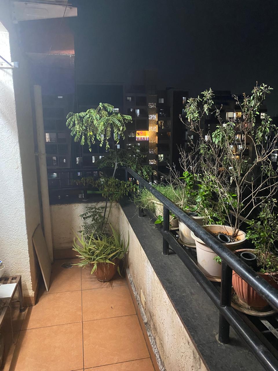 1 BHK + Servant Room Apartment For Rent in Bhujbal Township