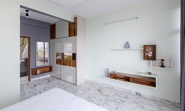 5 BHK Builder Floor For Sale in New Bel Road
