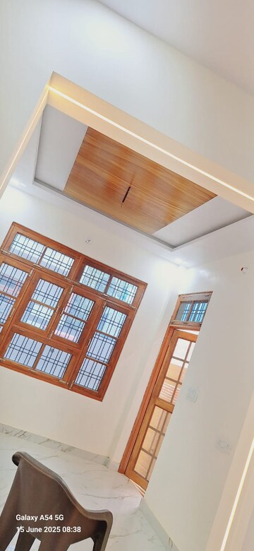 Furnished Amenities in 3 BHK Villa at Arjunganj – for Sale
