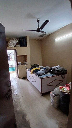 Furnished Amenities in 3 BHK Builder Floor at DDA Taimoor Enclave, New Friends Colony – for Sale