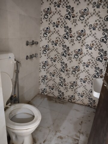 Attached Bathroom in 3 BHK Independent House at Sector 45 – for Rent