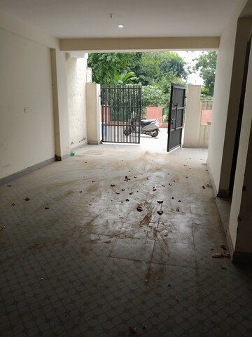 Room in 3 BHK Independent House at Sector 45 – for Rent