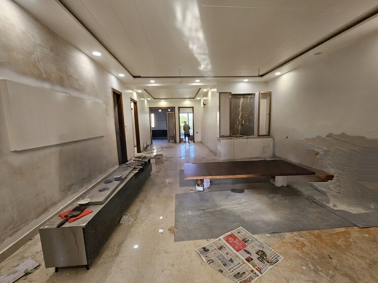 Living Room, parklands 4 Bedroom 350 Sq.Yd. Apartment In Sector 85 Faridabad 8882708