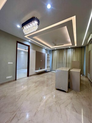 Room in 3 BHK Builder Floor at Sector 4 – for Sale