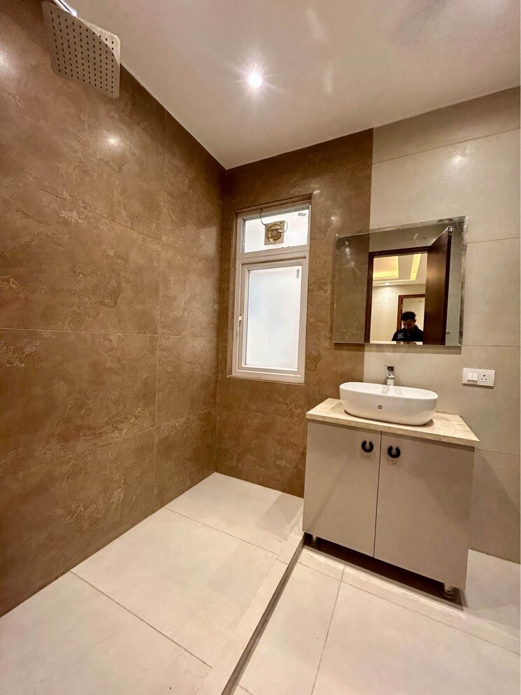 Kitchen, sector 4 3 Bedroom 250 Sq.Yd. Builder Floor In Sector 4 Gurgaon 8882740