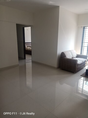 Room in 2 BHK Apartment at Godrej Nest Kandivali, Kandivali East – for Rent