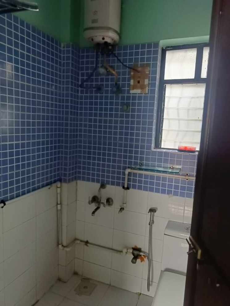 Bathroom, raviraj-citadel 2 Bedroom 880 Sq.Ft. Apartment In Bt Kawade Road Pune 8882791