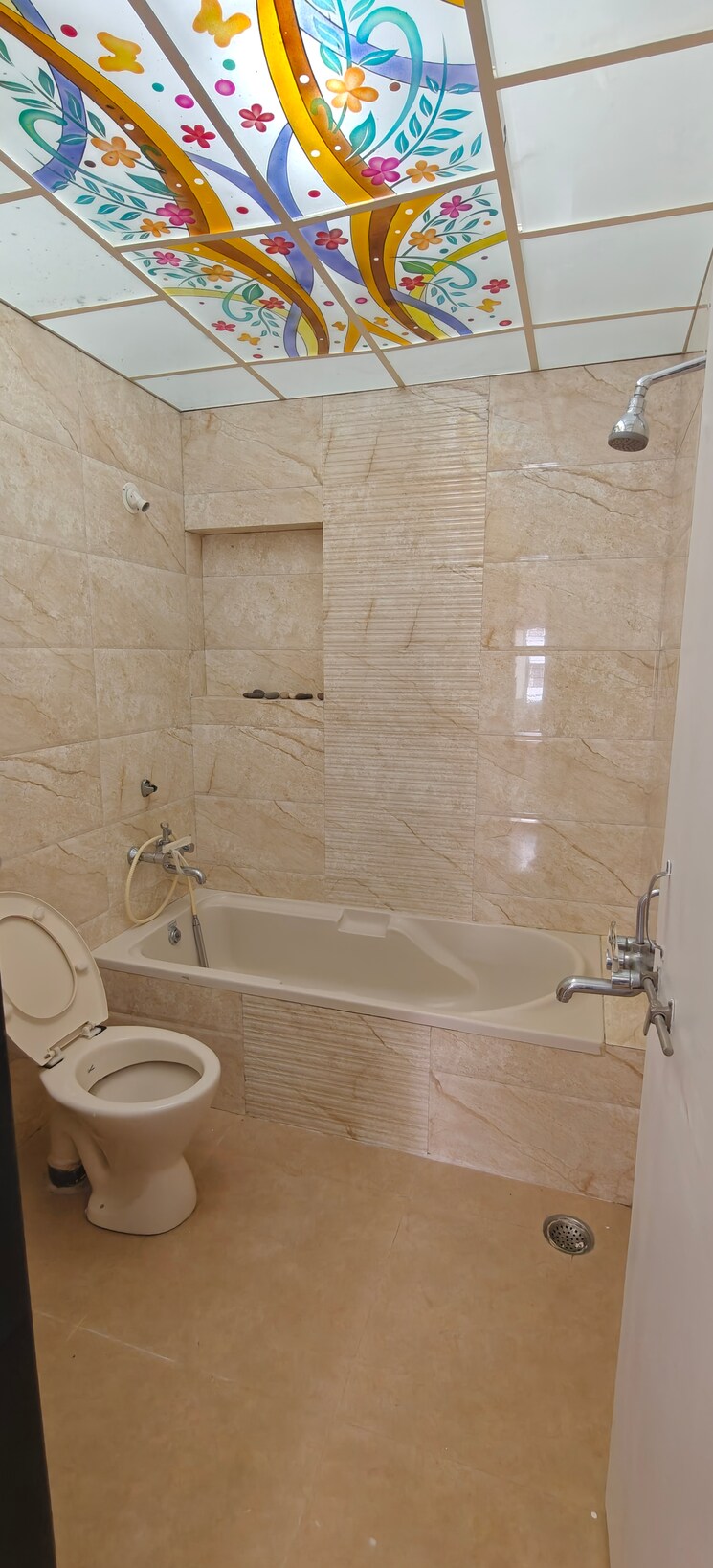 Bathroom, krushi housing society Pg For Girls In Krushi Housing Society 8882862