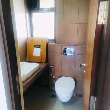 Bathroom in 1 BHK Apartment at Shapoorji Pallonji Sarova, Kandivali East – for Sale