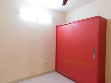 Room in 3 BHK Apartment at Aditya Imperial Heights, Hafeezpet – for Rent