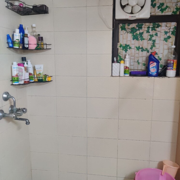 Bathroom, logix-blossom-county 2 Bedroom 1040 Sq.Ft. Apartment In Sector 137 Noida 8883053