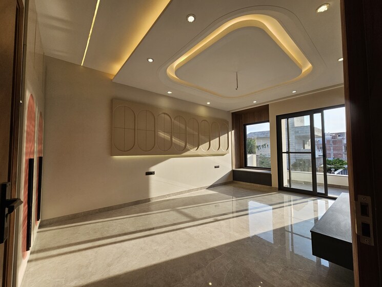 Kitchen, parklands 4 Bedroom 350 Sq.Yd. Builder Floor In Sector 85 Faridabad 8882983