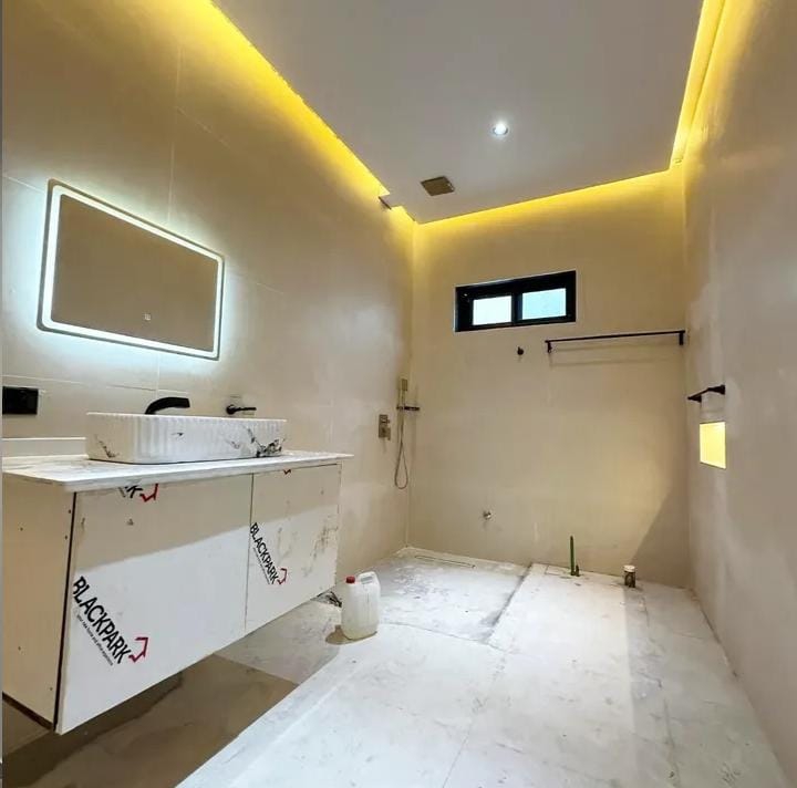 3 BHK + Pooja Room Builder Floor For Sale in Builder Floor