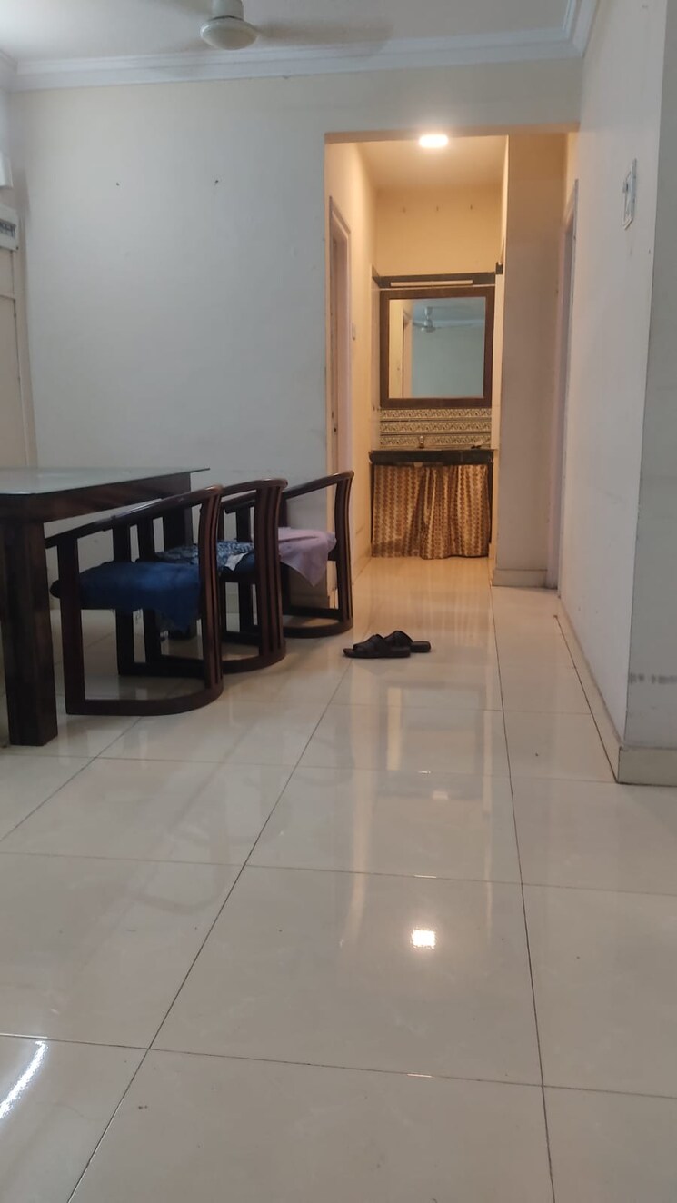 Room, silver-dale 2 Bedroom 850 Sq.Ft. Apartment In Bt Kawade Road Pune 8883007