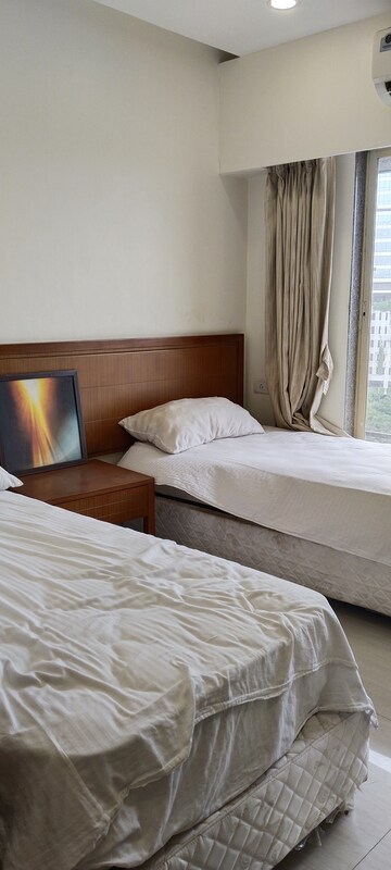 Bedroom in 1 BHK Apartment at Meghana Apartment, Lower Parel – for Rent