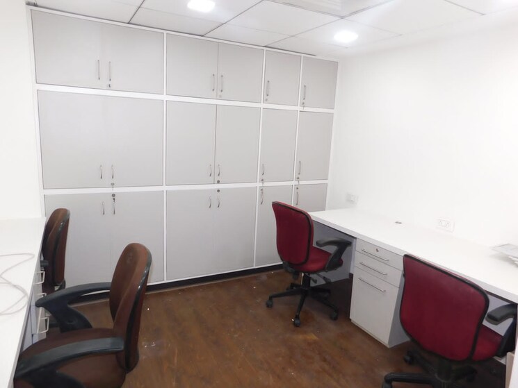 Team Area, vkg-corporate-centre Commercial Office Space 5560 Sq.Ft. In Andheri East Mumbai 8883035