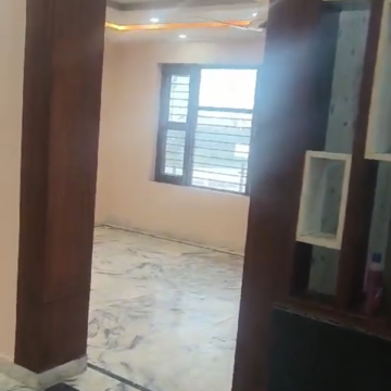 Room in 4 BHK Builder Floor at Sector 21b – for Sale